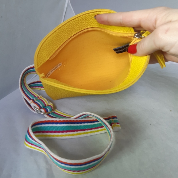 FannyPack "Nordstrom" Yellow Leather Rainbow Strap - Picture 4 of 7